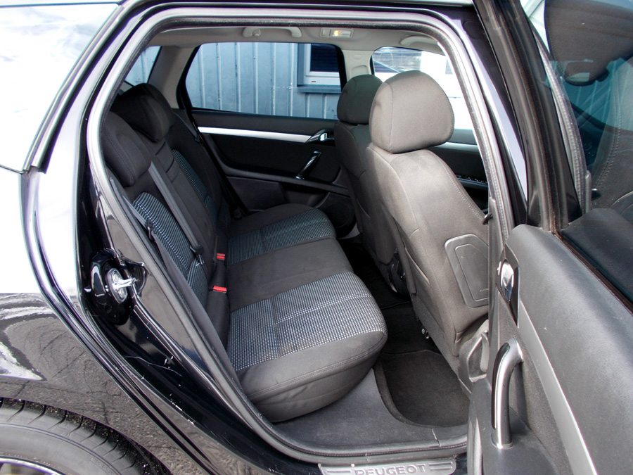 Peugeot 407 hotsell sw isofix